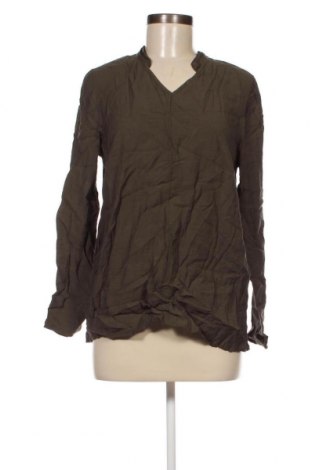 Дамска блуза Betty & Co, Размер M, Цвят Зелен, Цена 5,10 лв.