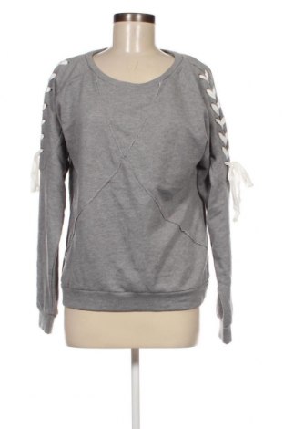 Damen Shirt Fashion nova, Größe L, Farbe Grau, Preis 2,78 €