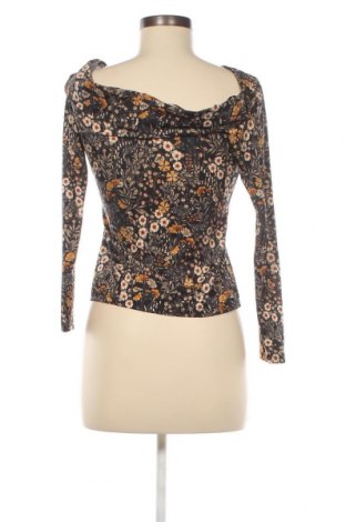 Дамска блуза H&M, Размер M, Цвят Многоцветен, Цена 3,42 лв.