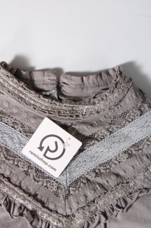 Γυναικεία μπλούζα Hennes, Μέγεθος S, Χρώμα Γκρί, Τιμή 9,72 €