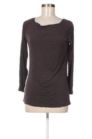 Дамска блуза Kiwi, Размер S, Цвят Кафяв, Цена 3,36 лв.