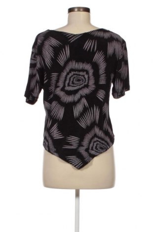 Γυναικεία μπλούζα Magna, Μέγεθος L, Χρώμα Πολύχρωμο, Τιμή 9,75 €