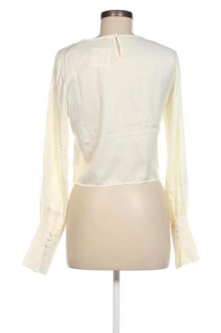Дамска блуза NU-IN, Размер M, Цвят Екрю, Цена 7,20 лв.