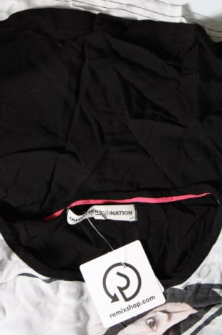 Γυναικεία μπλούζα Outfitters Nation, Μέγεθος S, Χρώμα Πολύχρωμο, Τιμή 1,76 €