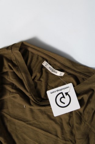 Дамска блуза Pull&Bear, Размер S, Цвят Зелен, Цена 4,56 лв.