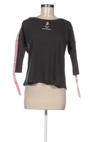 Γυναικεία μπλούζα Stitch & Soul, Μέγεθος XL, Χρώμα Γκρί, Τιμή 3,20 €