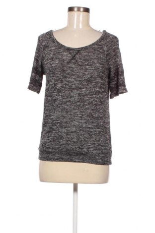 Damen Shirt Tally Weijl, Größe S, Farbe Grau, Preis 2,25 €