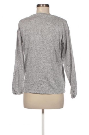 Damen Shirt Trendyol, Größe M, Farbe Grau, Preis 2,17 €