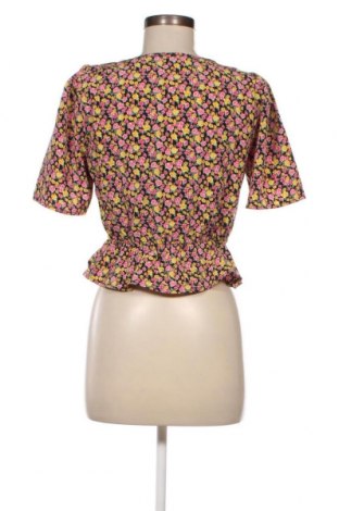Γυναικεία μπλούζα VILA, Μέγεθος S, Χρώμα Πολύχρωμο, Τιμή 4,95 €