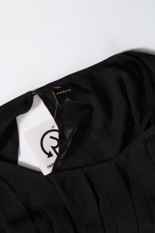 Γυναικεία μπλούζα Zebra, Μέγεθος M, Χρώμα Μαύρο, Τιμή 1,76 €