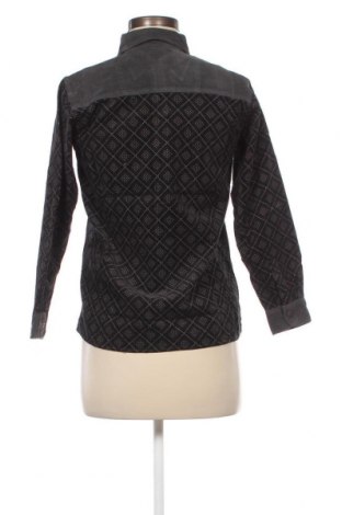 Γυναικείο πουκάμισο, Μέγεθος XS, Χρώμα Πολύχρωμο, Τιμή 3,09 €