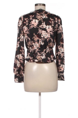 Γυναικείο πουκάμισο Vero Moda, Μέγεθος XS, Χρώμα Πολύχρωμο, Τιμή 4,12 €