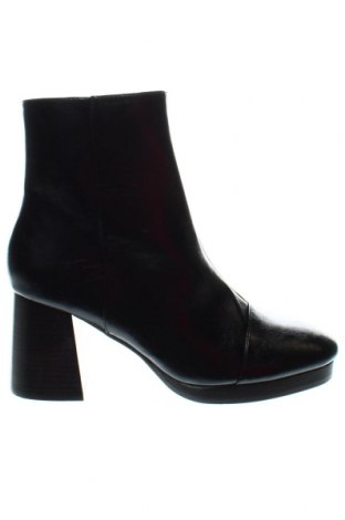 Botine de damă ASOS, Mărime 42, Culoare Negru, Preț 384,87 Lei