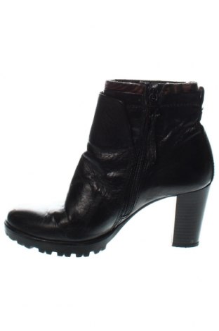 Dámské boty  MJUS, Velikost 38, Barva Černá, Cena  439,00 Kč