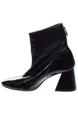 Dámské boty  Topshop, Velikost 39, Barva Černá, Cena  305,00 Kč