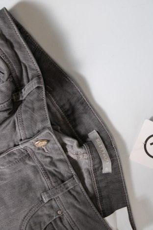 Damen Jeans Betty & Co, Größe M, Farbe Grau, Preis € 6,76