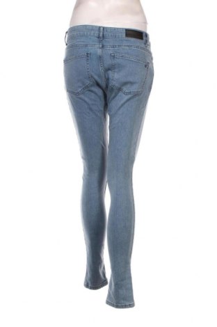 Damen Jeans Nikkie, Größe M, Farbe Blau, Preis € 2,25