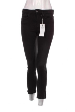 Damskie jeansy ONLY, Rozmiar XS, Kolor Czarny, Cena 181,25 zł