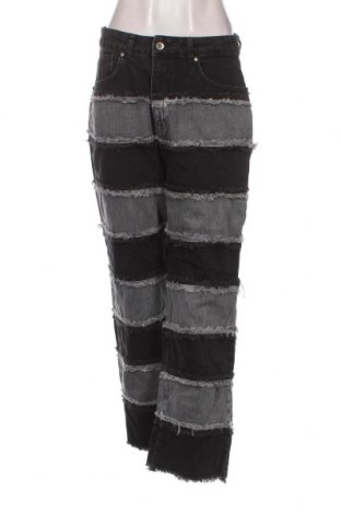Damen Jeans Ragged, Größe M, Farbe Blau, Preis 28,18 €