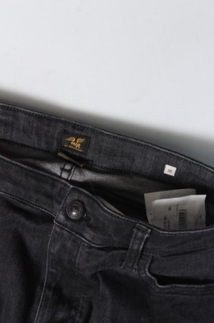 Dámske džínsy  Replay, Veľkosť S, Farba Sivá, Cena  12,80 €