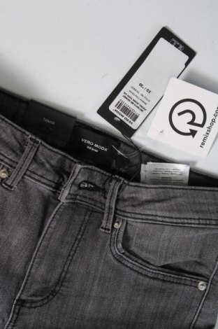 Damen Jeans Vero Moda, Größe XS, Farbe Grau, Preis 8,41 €