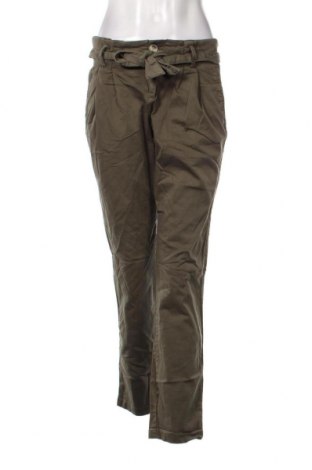Damen Jeans Yessica, Größe S, Farbe Grün, Preis 3,43 €