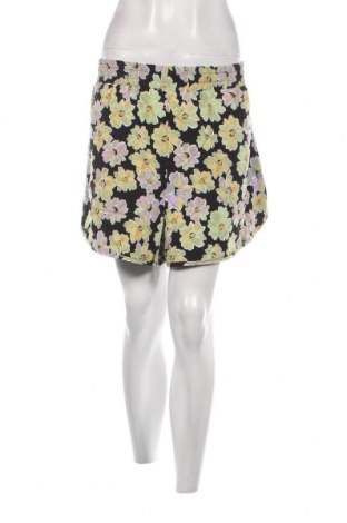 Γυναικείο κοντό παντελόνι Annorlunda, Μέγεθος XL, Χρώμα Πολύχρωμο, Τιμή 7,42 €