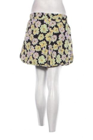 Γυναικείο κοντό παντελόνι Annorlunda, Μέγεθος XL, Χρώμα Πολύχρωμο, Τιμή 6,68 €