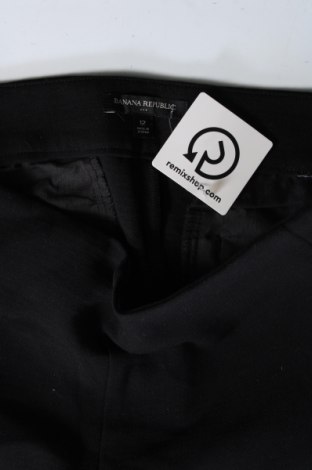 Дамски къс панталон Banana Republic, Размер L, Цвят Черен, Цена 8,50 лв.