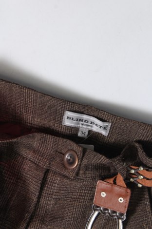 Дамски къс панталон Blind Date, Размер S, Цвят Кафяв, Цена 9,69 лв.
