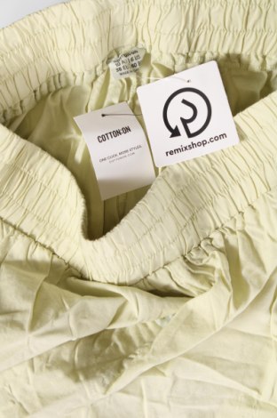 Дамски къс панталон Cotton On, Размер M, Цвят Зелен, Цена 13,33 лв.