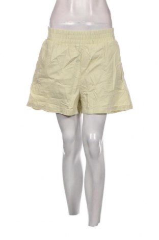 Дамски къс панталон Cotton On, Размер M, Цвят Зелен, Цена 7,44 лв.