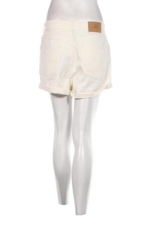 Γυναικείο κοντό παντελόνι JJXX, Μέγεθος S, Χρώμα Λευκό, Τιμή 7,42 €