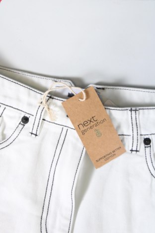 Pantaloni scurți de femei Next, Mărime M, Culoare Alb, Preț 236,84 Lei