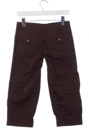 Дамски къс панталон Pepe Jeans, Размер XS, Цвят Кафяв, Цена 22,44 лв.