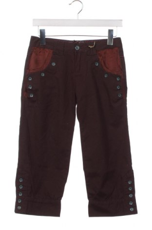 Дамски къс панталон Pepe Jeans, Размер XS, Цвят Кафяв, Цена 33,66 лв.