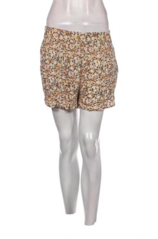 Γυναικείο κοντό παντελόνι Pieces, Μέγεθος S, Χρώμα Πολύχρωμο, Τιμή 4,54 €