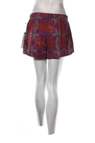 Γυναικείο κοντό παντελόνι Reece, Μέγεθος L, Χρώμα Πολύχρωμο, Τιμή 4,62 €