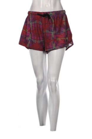 Γυναικείο κοντό παντελόνι Reece, Μέγεθος S, Χρώμα Πολύχρωμο, Τιμή 4,62 €