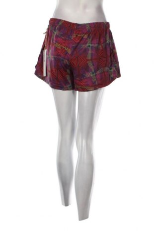 Γυναικείο κοντό παντελόνι Reece, Μέγεθος S, Χρώμα Πολύχρωμο, Τιμή 4,62 €