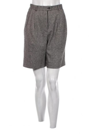 Дамски къс панталон Savannah, Размер S, Цвят Многоцветен, Цена 24,00 лв.