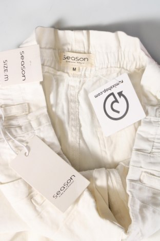 Дамски къс панталон Season, Размер M, Цвят Бял, Цена 13,64 лв.