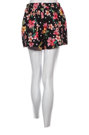 Γυναικείο κοντό παντελόνι Studio, Μέγεθος S, Χρώμα Πολύχρωμο, Τιμή 4,15 €