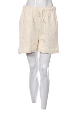 Γυναικείο κοντό παντελόνι Urban Bliss, Μέγεθος M, Χρώμα Εκρού, Τιμή 6,39 €