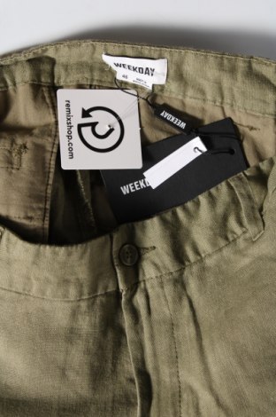 Pantaloni scurți de femei Weekday, Mărime XL, Culoare Verde, Preț 92,11 Lei