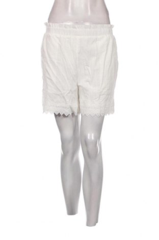 Γυναικείο κοντό παντελόνι Y.A.S, Μέγεθος M, Χρώμα Λευκό, Τιμή 11,57 €