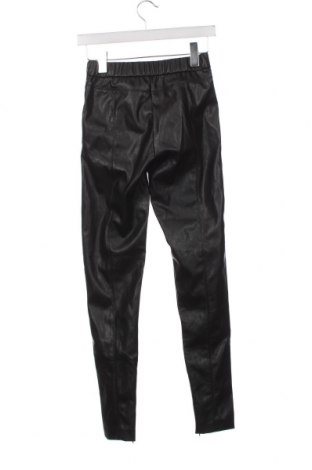 Γυναικείο παντελόνι δερμάτινο Funky Buddha, Μέγεθος S, Χρώμα Μαύρο, Τιμή 8,52 €
