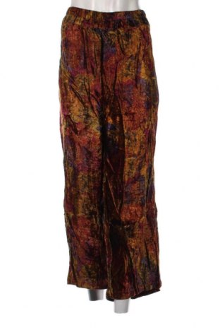Дамски панталон, Размер M, Цвят Многоцветен, Цена 17,48 лв.
