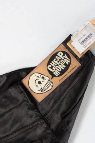 Dámske nohavice Cheap Monday, Veľkosť XS, Farba Čierna, Cena  9,95 €