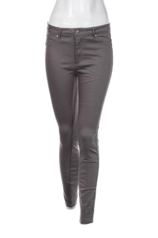 Γυναικείο παντελόνι Chicoree, Μέγεθος M, Χρώμα Γκρί, Τιμή 2,33 €